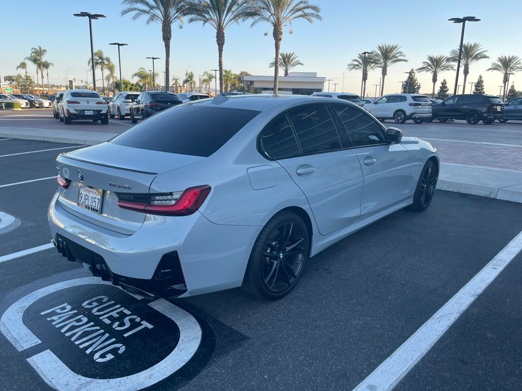 Thumbnail: 2024 BMW 3 Series - 5