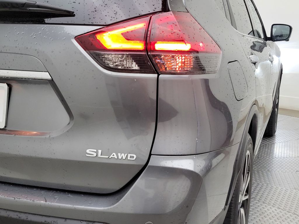 Thumbnail: 2019 Nissan Rogue - 8