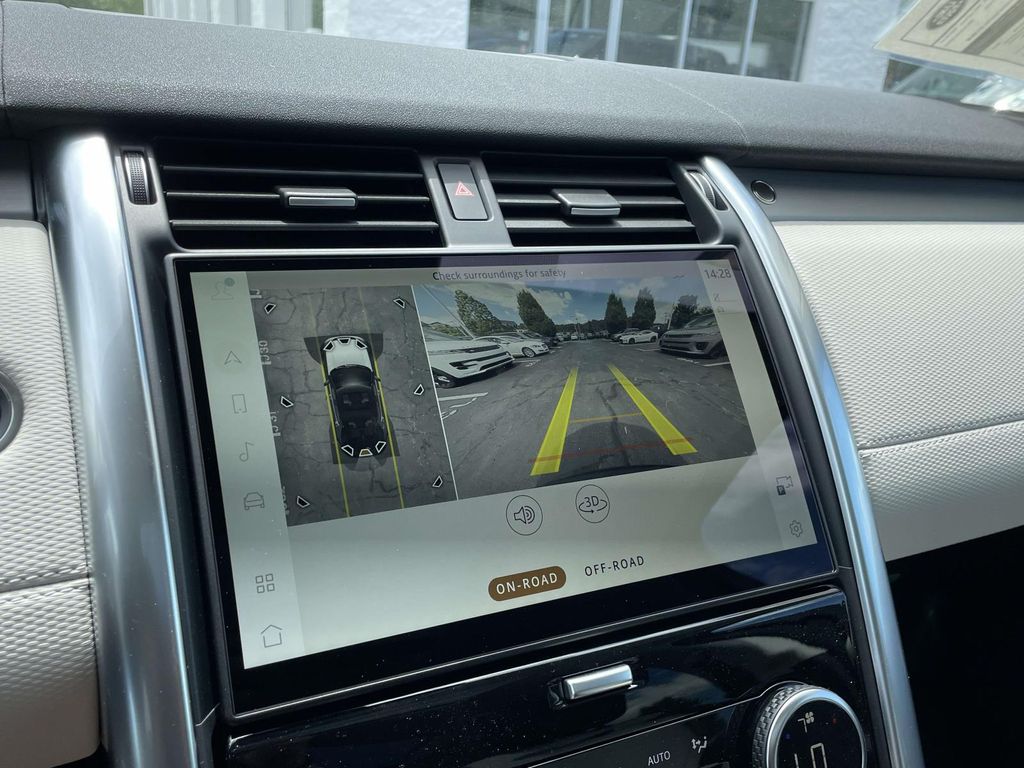 New 2026 Blue Land Rover  image 28
