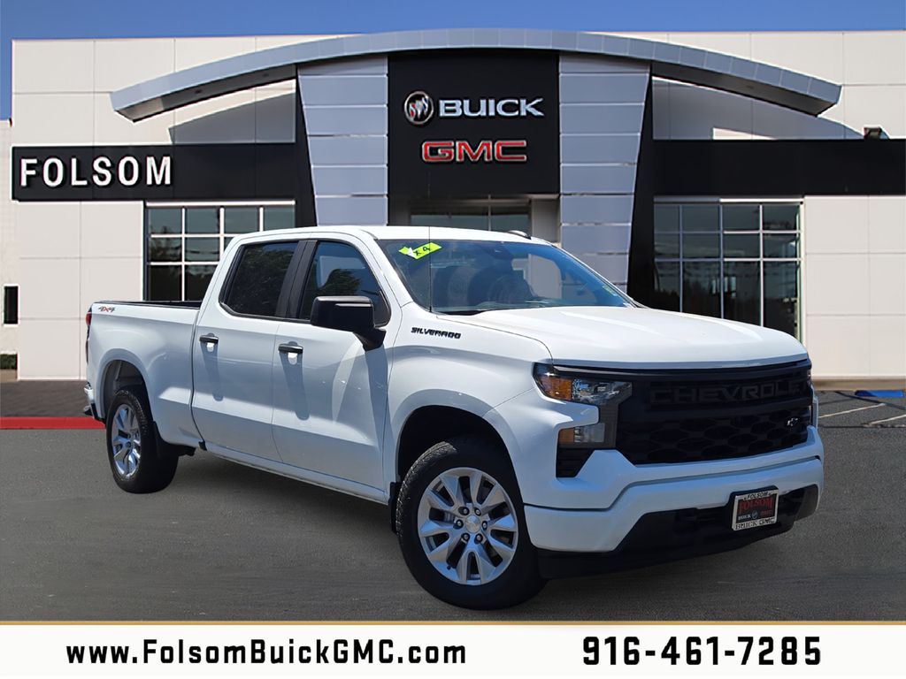 Summit White 2022 Chevrolet Silverado 1500 Pickup Truck Four-Wheel Drive 8-Speed Automatic