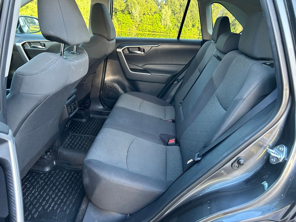 Thumbnail: 2021 Toyota RAV4 - 13
