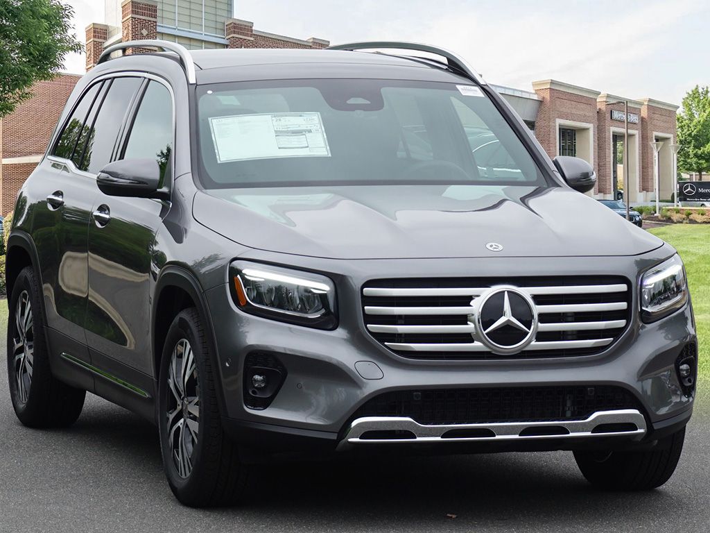 Thumbnail: 2025 Mercedes-Benz GLB - 3