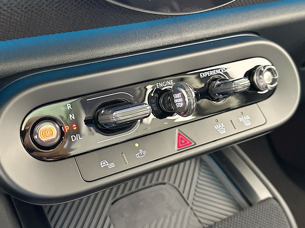 2025 MINI Cooper Countryman Base 15