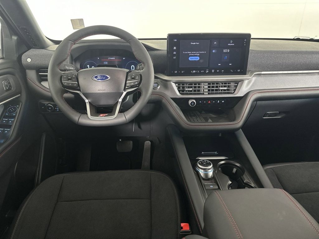 2025 Ford Explorer ST 22