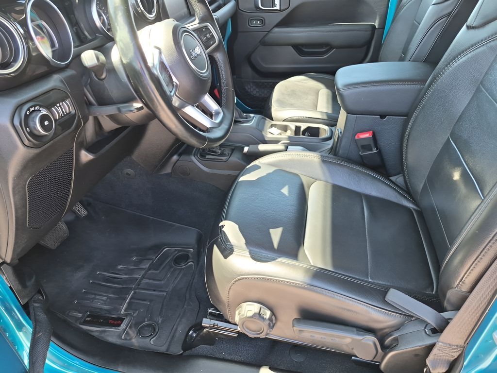 Used Car 2020 Jeep Wrangler  Unlimited Sahara For Sale Under $25,000 In Austin, Texas