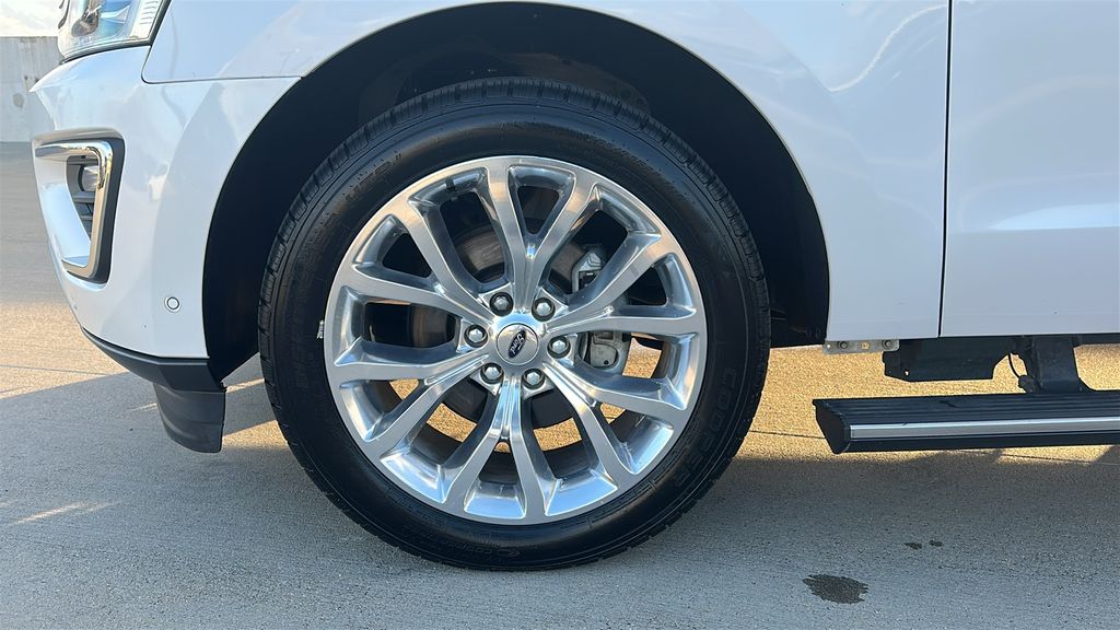 2018 Ford Expedition Limited White at Community Toyota