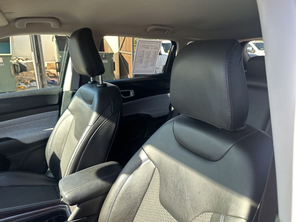 Used Car 2022 Jeep Compass  Latitude For Sale Under $20,000 In Austin, Texas