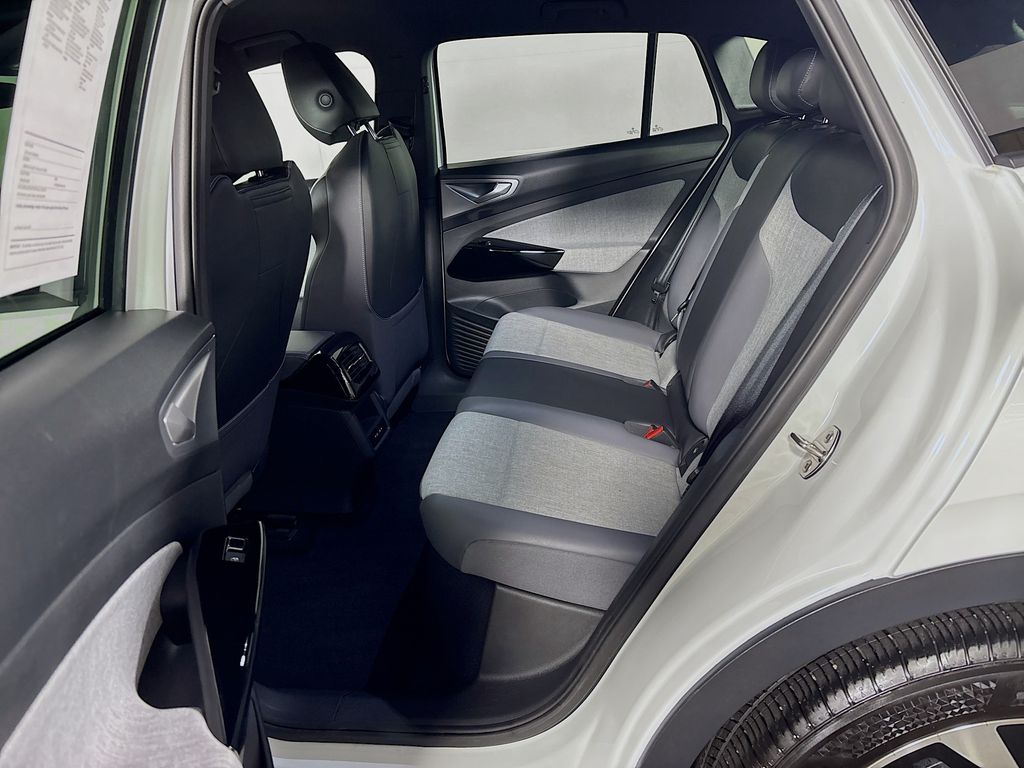 2023 Volkswagen ID.4 Standard