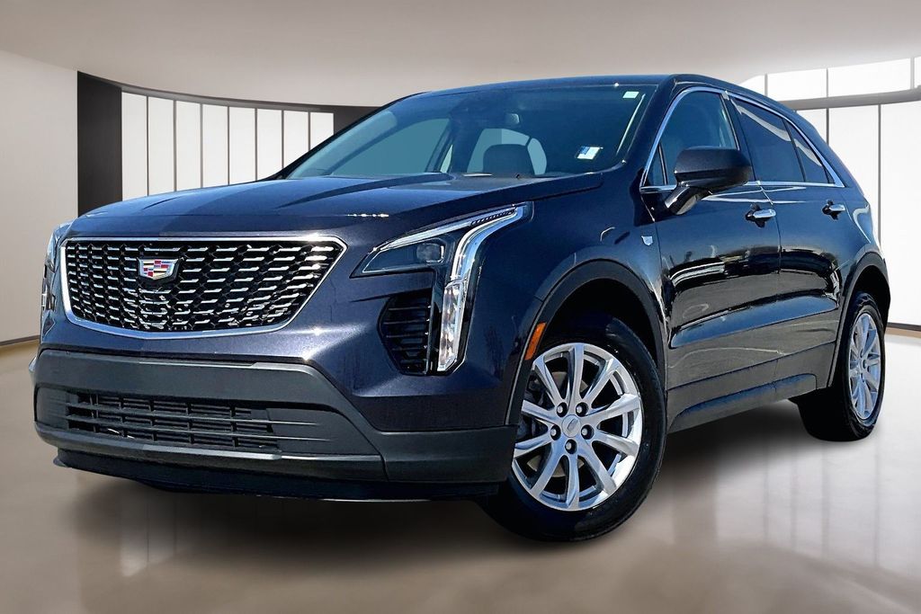 2023 Cadillac XT4 Luxury AWD