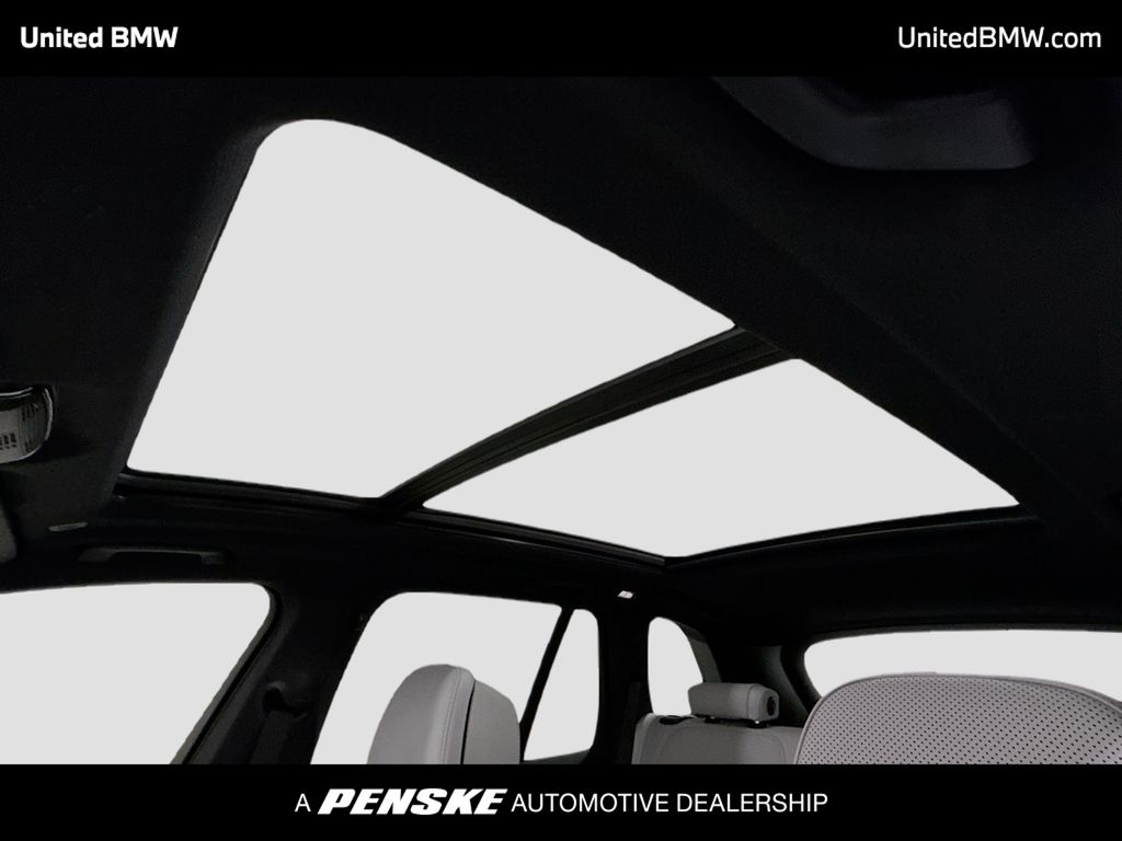 Thumbnail: 2026 BMW X5 - 12