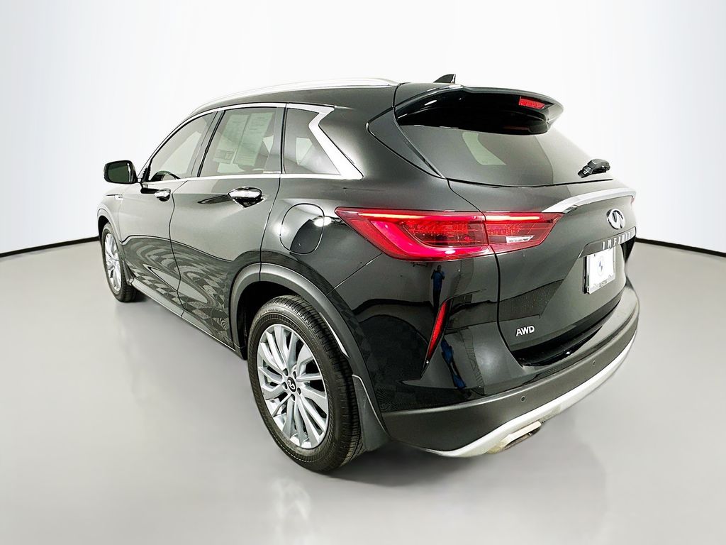 Thumbnail: 2025 INFINITI QX50 - 7