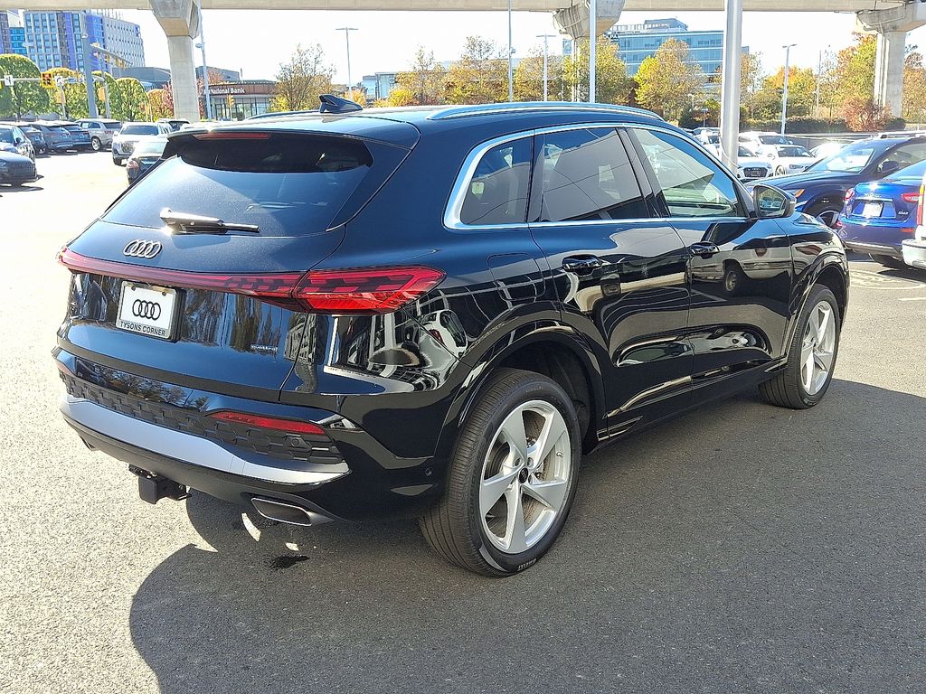 Thumbnail: 2025 Audi Q5 - 3