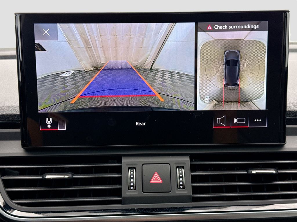 Thumbnail: 2025 Audi Q5 - 15