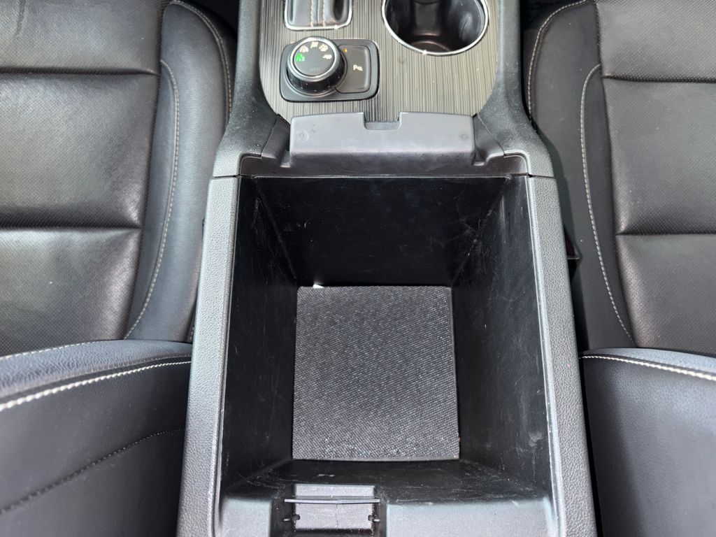 Thumbnail: 2017 GMC Acadia - 18