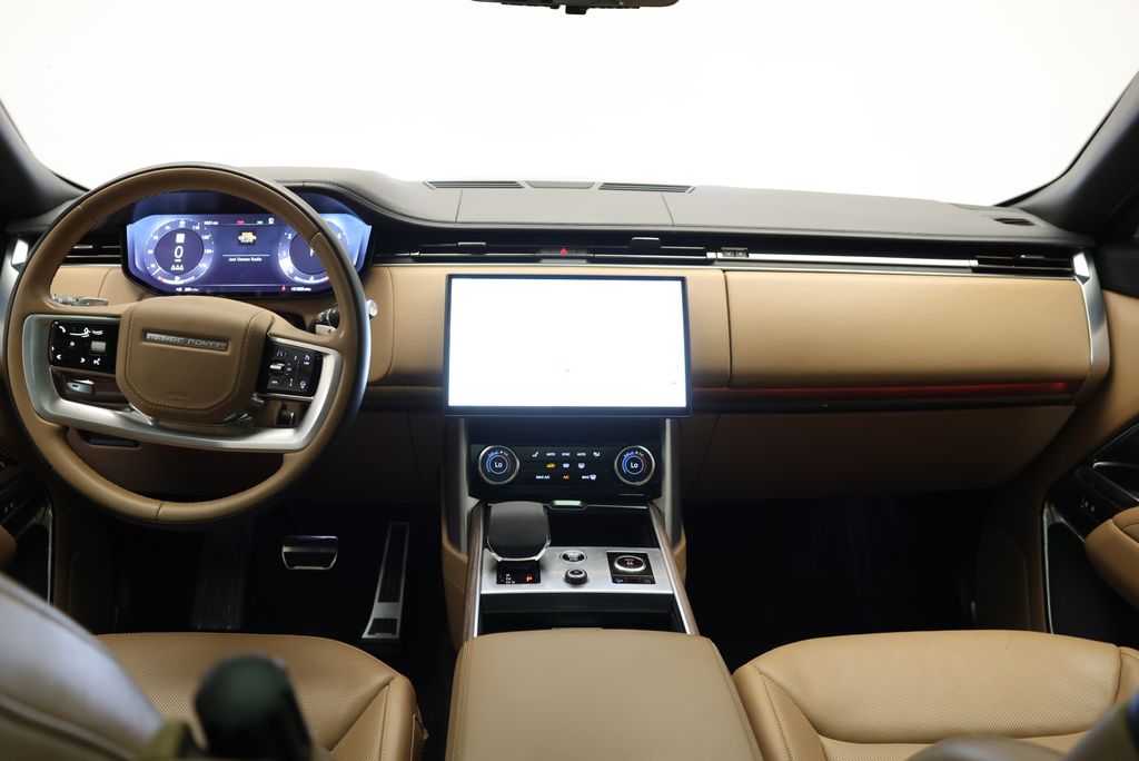 Thumbnail: 2023 Land Rover Range Rover - 15