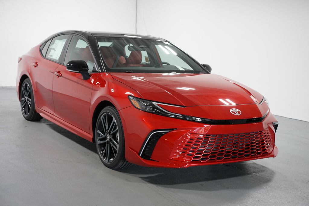 Thumbnail: 2025 Toyota Camry - 3