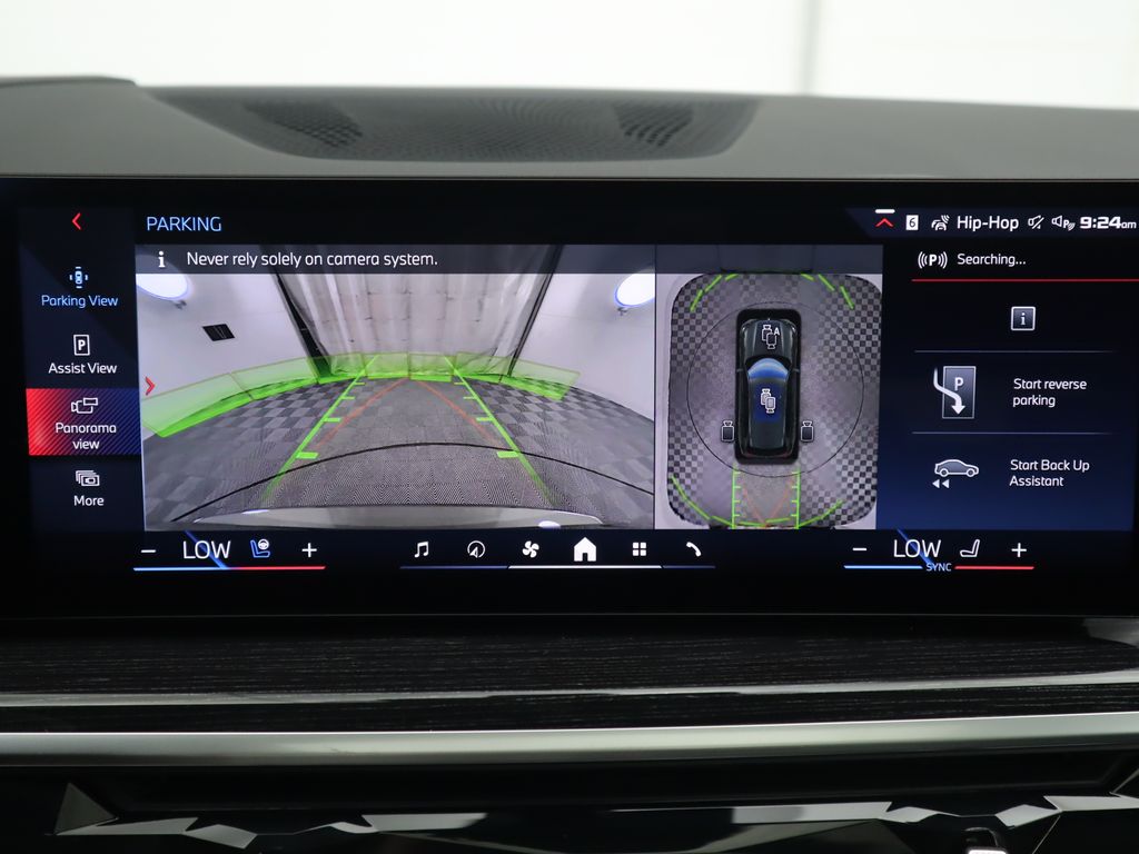 Thumbnail: 2026 BMW X5 - 16