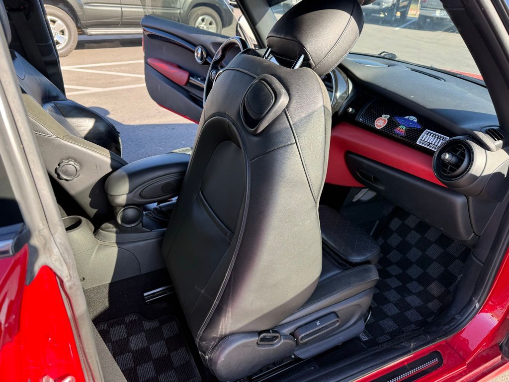 Thumbnail: 2016 MINI Cooper - 22