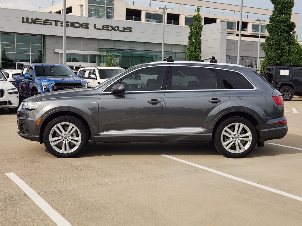 2017 Audi Q7 3.0 TDI Premium Plus Gray at Toyota of Victoria