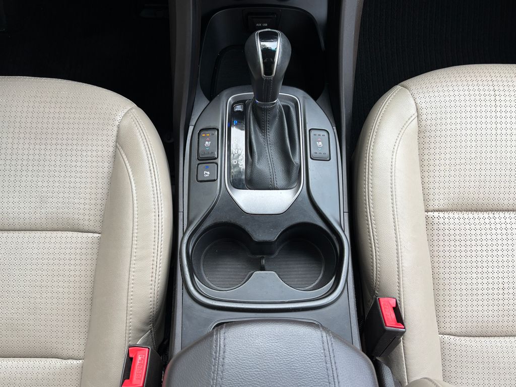 Thumbnail: 2014 Hyundai Santa Fe - 19