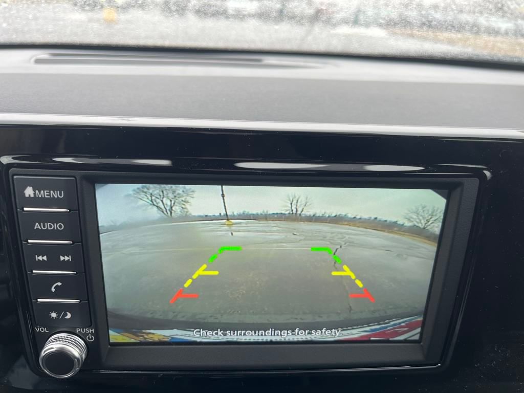 2025 Nissan Kicks S photo