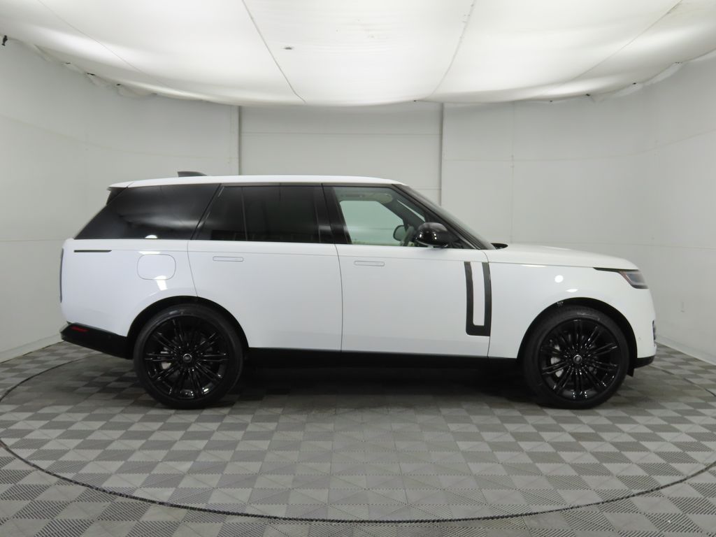 Thumbnail: 2025 Land Rover Range Rover - 4