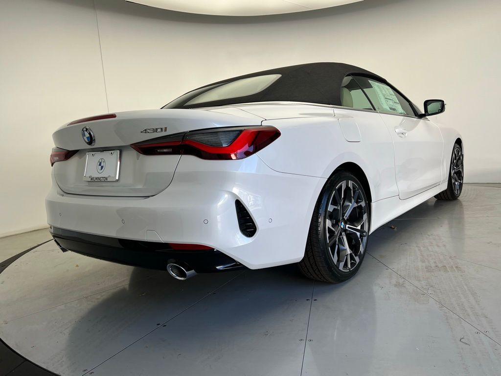 Thumbnail: 2026 BMW 4 Series - 6