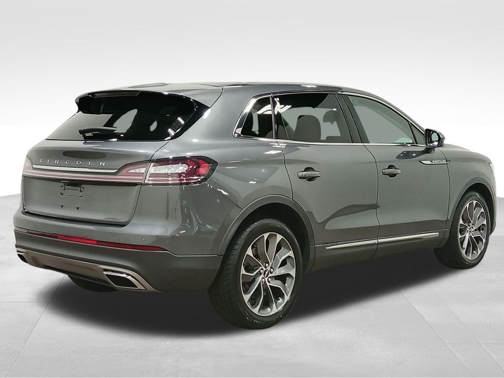 2021 Lincoln Nautilus Reserve