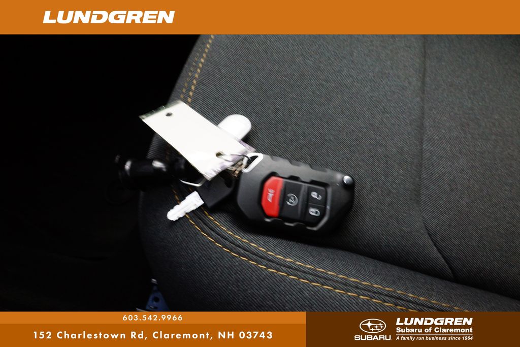 Used 2025 Jeep Wrangler SUV