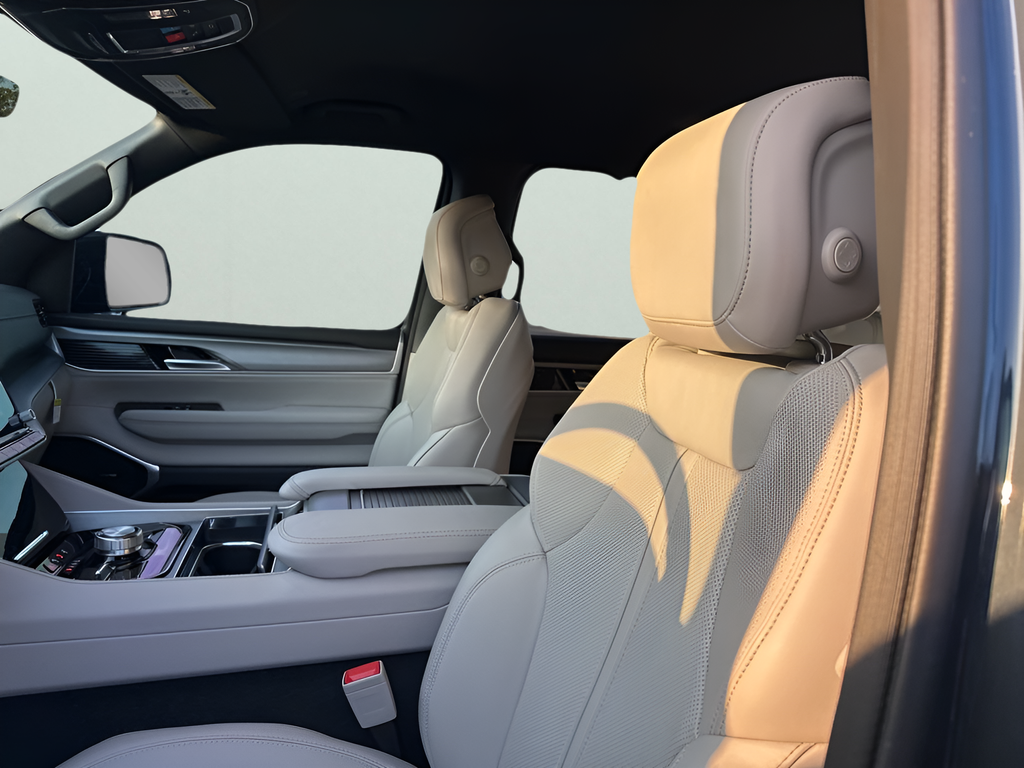 New Car 2025 Jeep Wagoneer  Base For Sale Under $70,000 In Austin, Texas