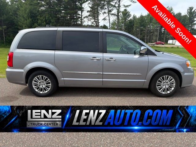 Billet Silver Metallic Clearcoat 2015 Chrysler Town & Country Minivan Front-Wheel Drive 6-Speed Automatic