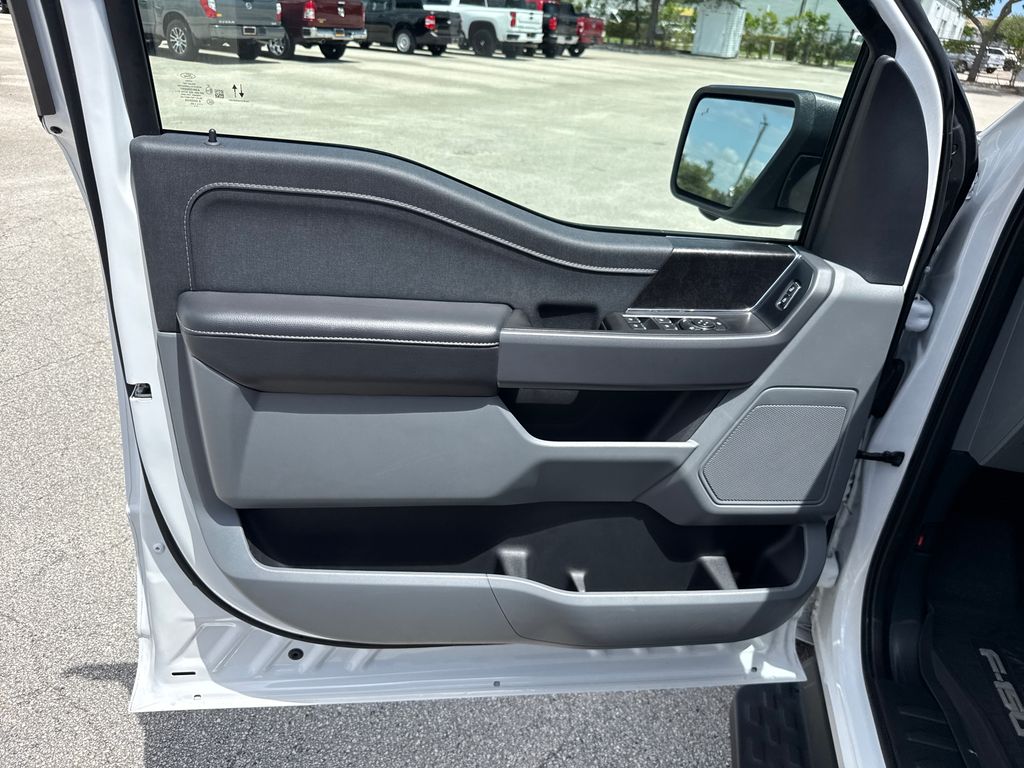 Certified Used 2025 White Ford XLT image 13