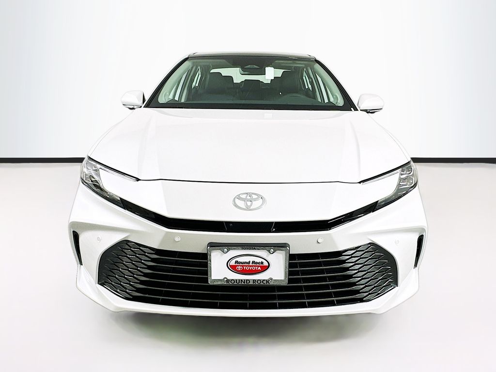 2025 Toyota Camry XLE 2