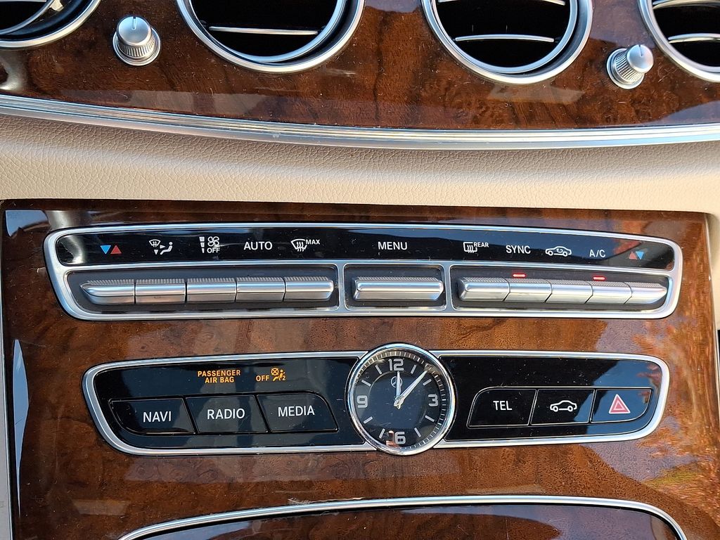 2019 Mercedes-Benz E-Class E 300 16