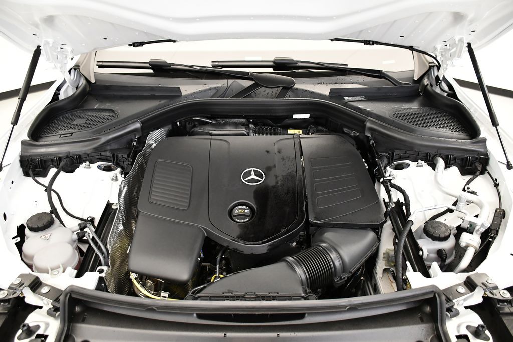 Thumbnail: 2026 Mercedes-Benz GLC - 11