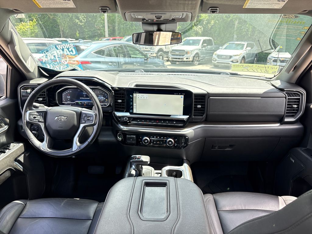 Used 2022 Gray Chevrolet RST image 8