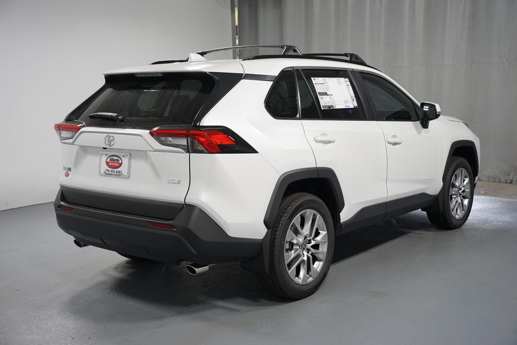 Thumbnail: 2025 Toyota RAV4 - 8