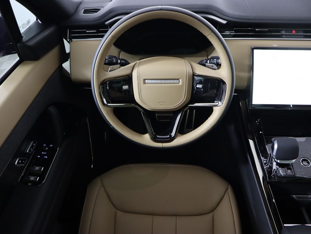 Thumbnail: 2026 Land Rover Range Rover Sport - 11