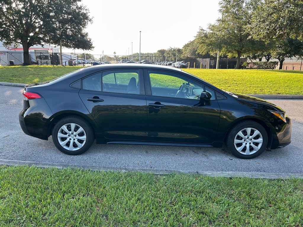 Thumbnail: 2021 Toyota Corolla - 6