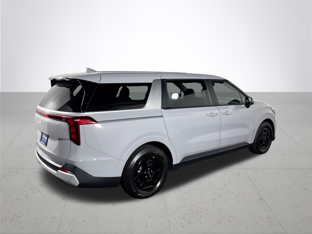 2027 Kia Carnival LX