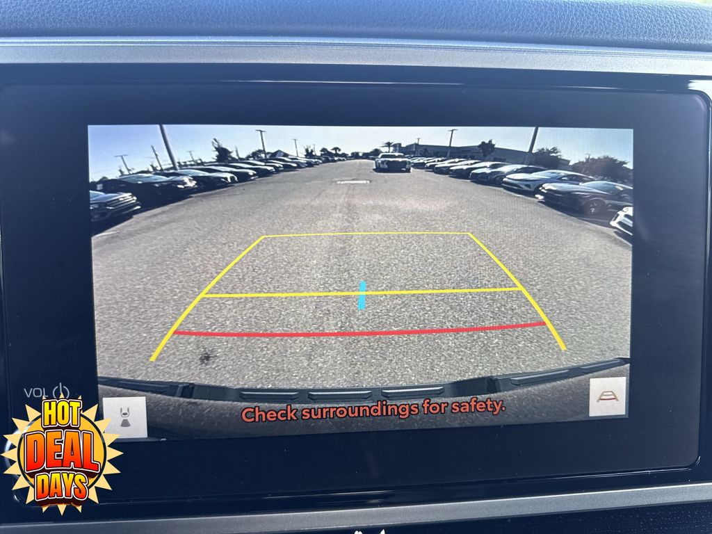 2025 Toyota Tundra SR5 - Photo 21