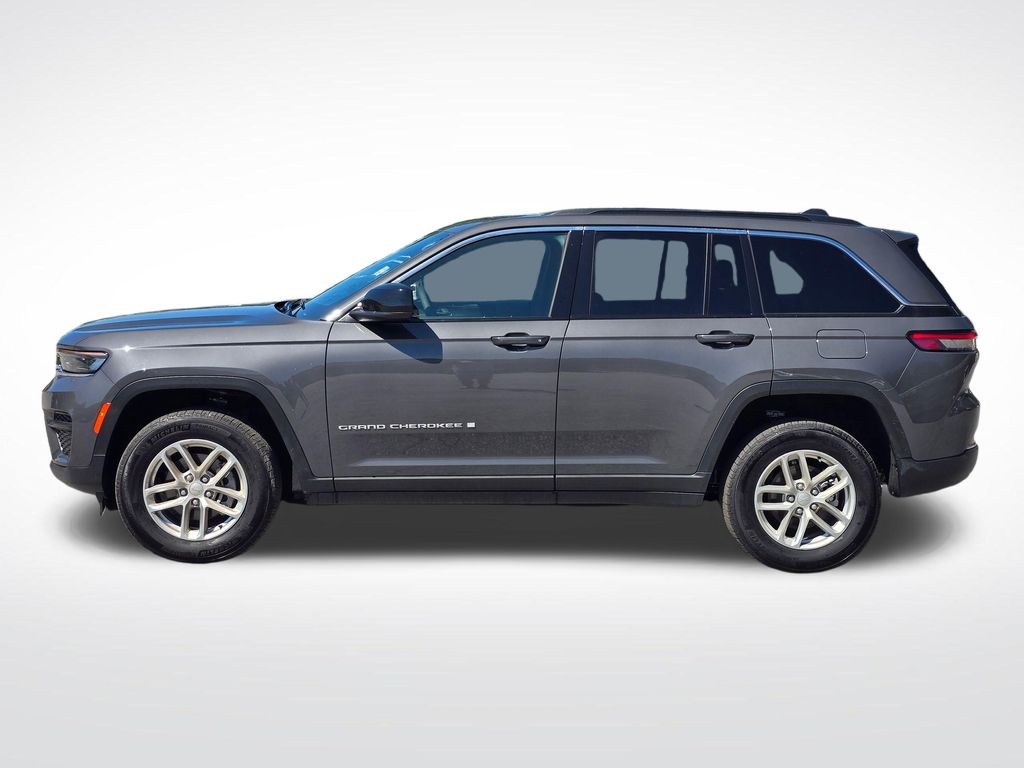 2025 Baltic Gray Metallic Clearcoat Jeep Grand Cherokee Laredo X 4X4 SUV