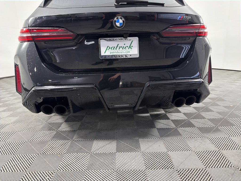 Thumbnail: 2025 BMW M5 - 7