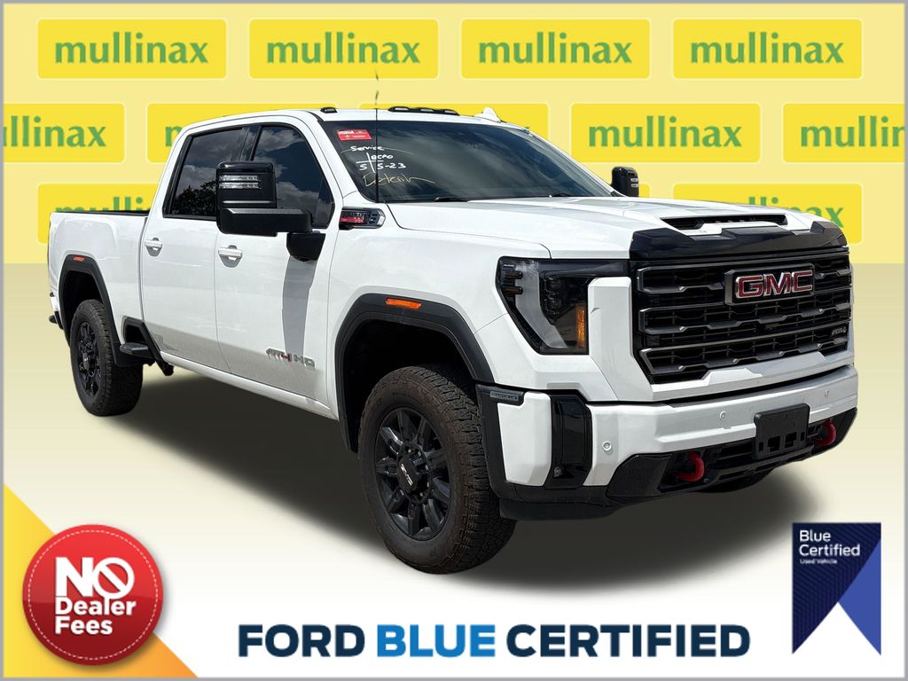 Summit White 2025 GMC Sierra 2500HD Pickup Truck Four-Wheel Drive Automatic
