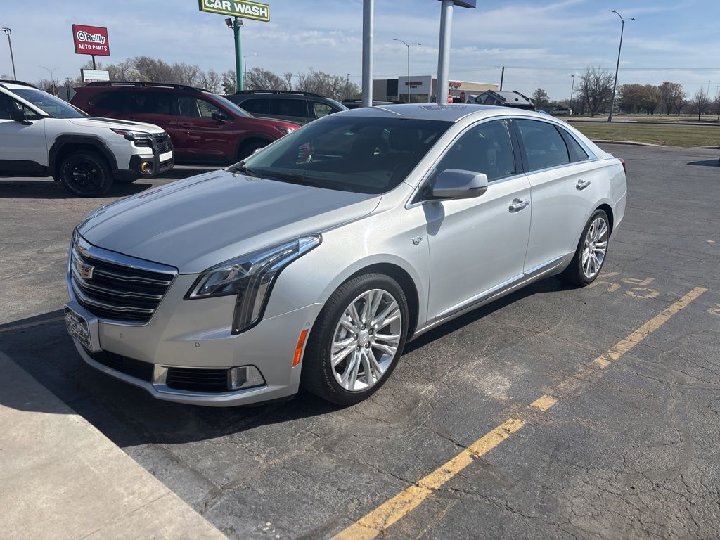 Radiant Silver Metallic 2018 Cadillac XTS Luxury FWD Sedan Front-Wheel Drive 6-Speed Automatic