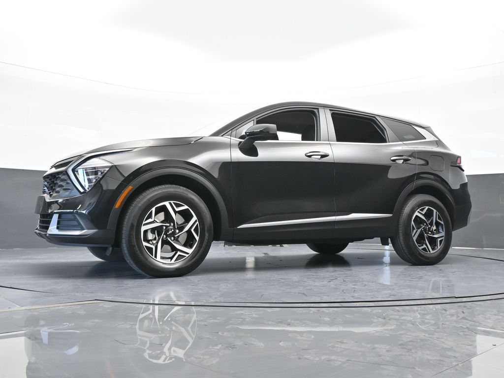 Used 2024 Fusion Black Kia LX image 52