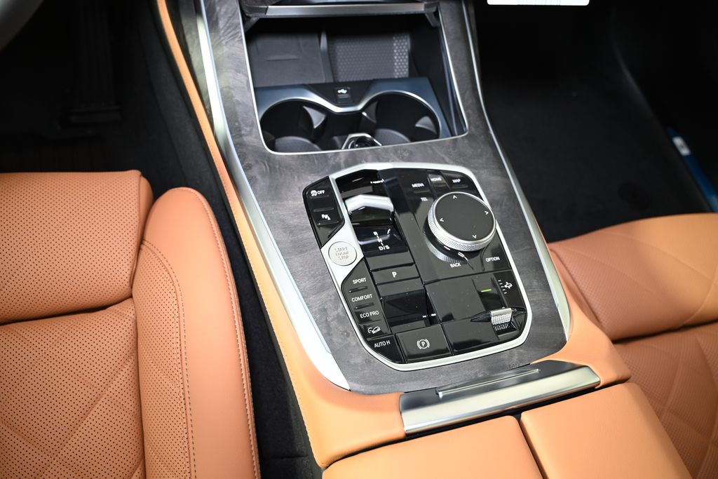 Thumbnail: 2026 BMW X7 - 19