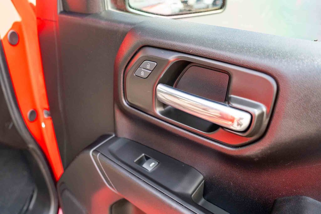 Used Car 2024 Chevrolet Silverado 1500  Custom For Sale Under $40,000 In Austin, Texas
