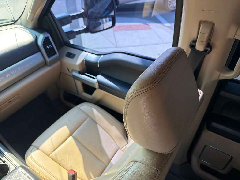 2021 Ford F-250 Super Duty LARIAT