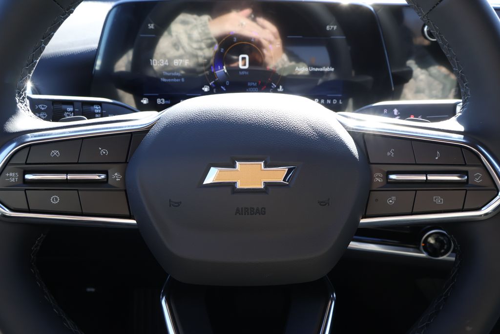 Thumbnail: 2026 Chevrolet Equinox - 21